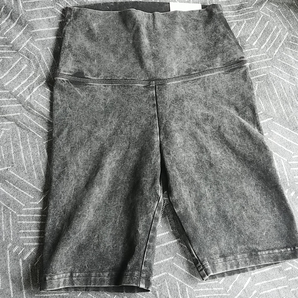 NWT Aerie Grey Wash Bike Shorts XS